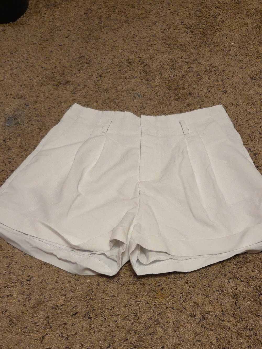 SHEIN White High-Waist Pleated Women's Shorts